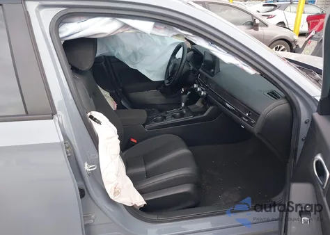 2024 Honda Civic Sport из США, поврежденный, VIN 2HGFE2F50RH561917